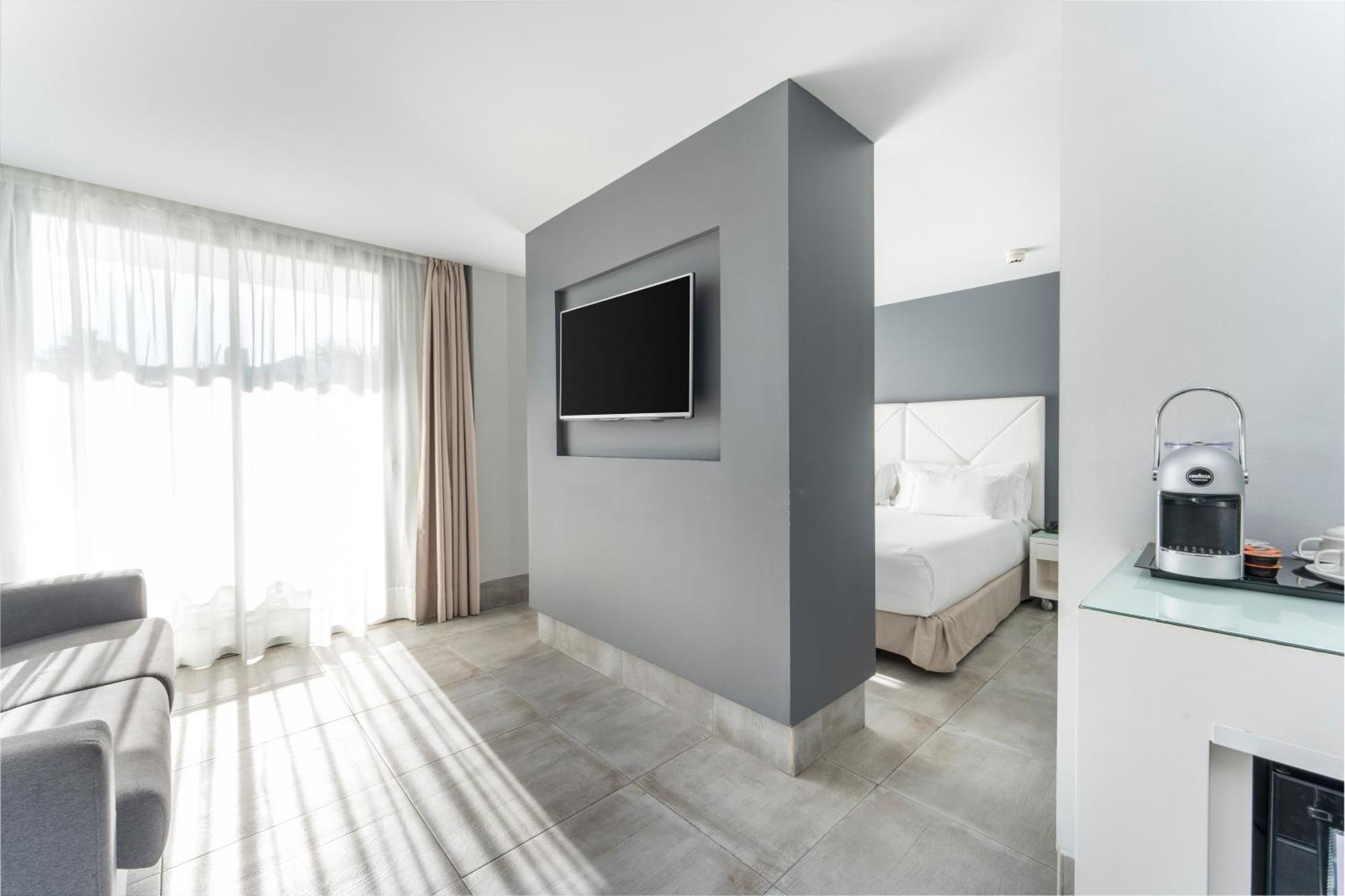 Hotel Barcelo Teguise - Adults Only 4*